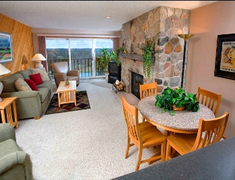 Summit Village Bellaire Quarto foto